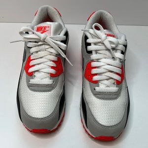 Nike Air Max 90 Ultra 2.0